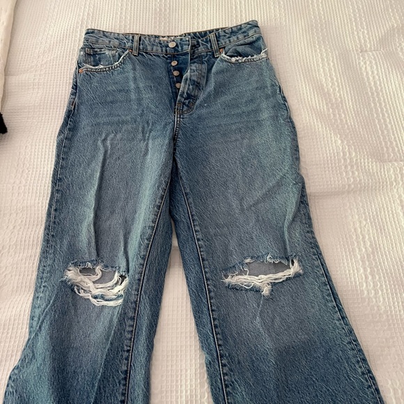 Free people size 28 bootleg / flare medium wash. Never worn. - Picture 1 of 5